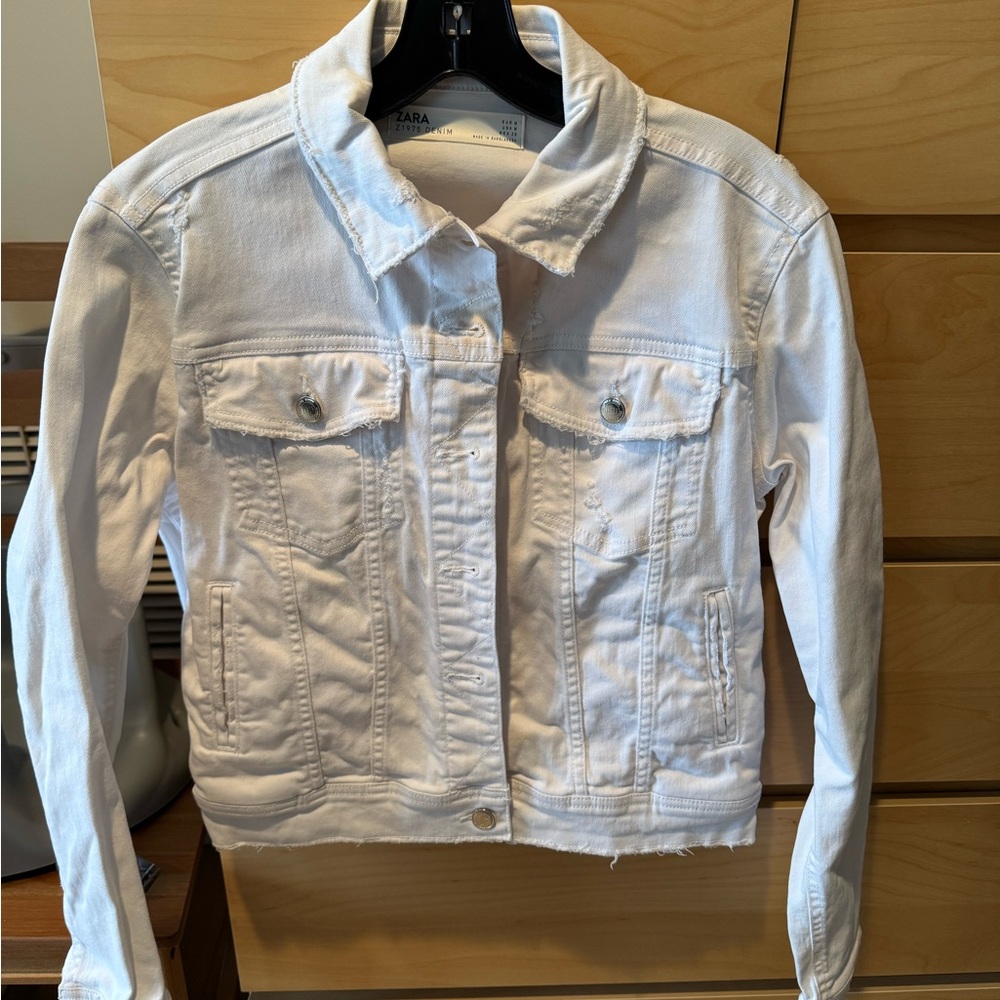 Zara Women's Light Denim Jacket
